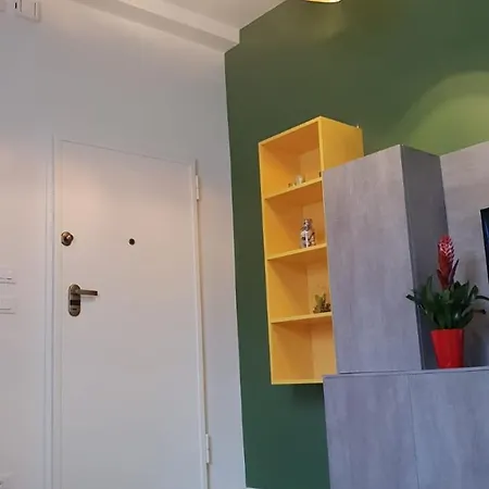 Snc1018 Modern Boutique Apartment *